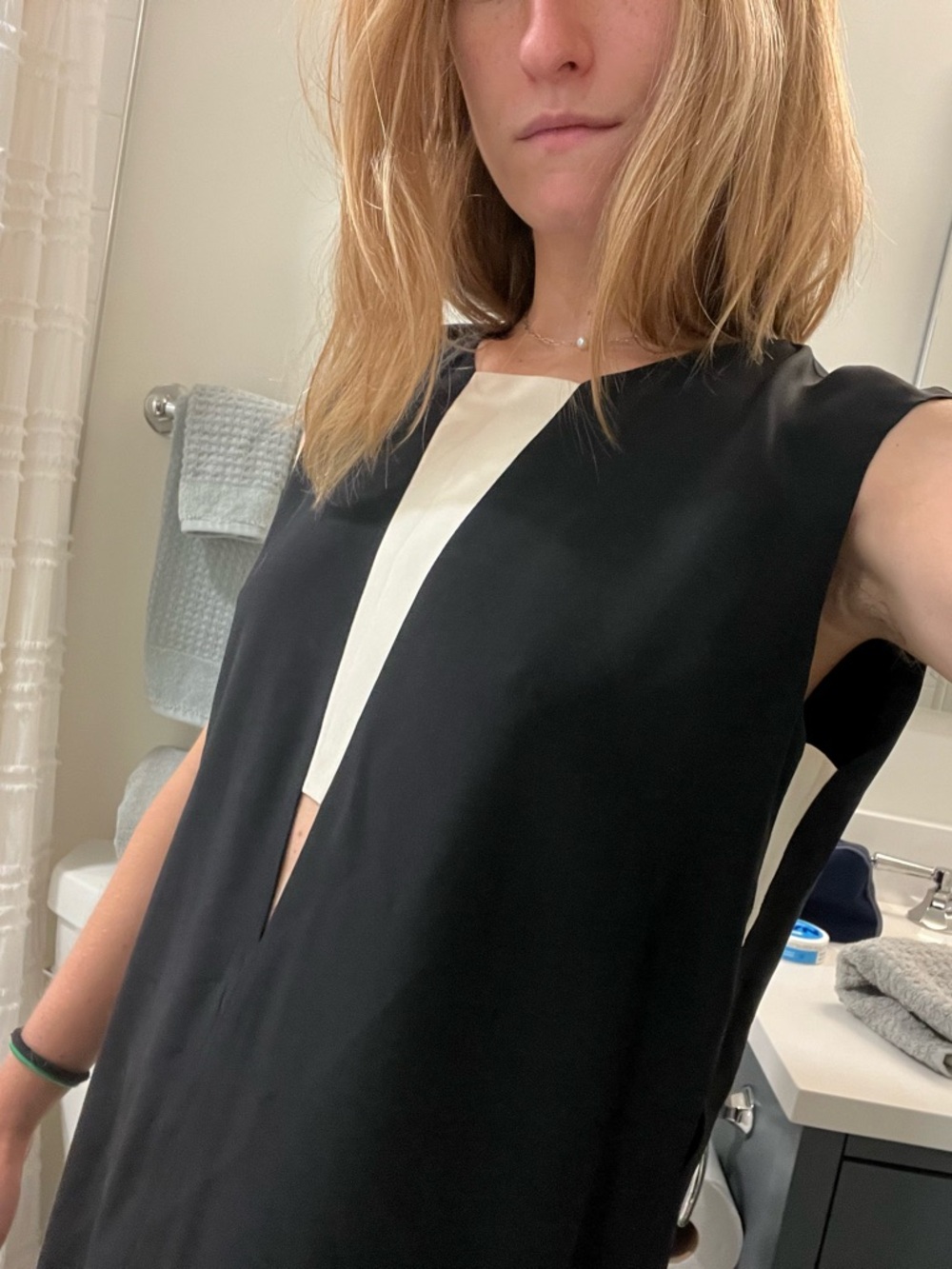 MASON Sleeveless V-Neck Shift Dress with Cream Inset - Picture 3 of 5
